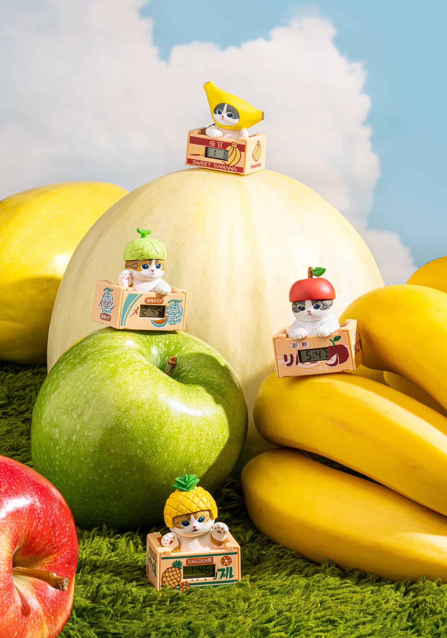 mofusand fruit cat blind box mini clock collection display